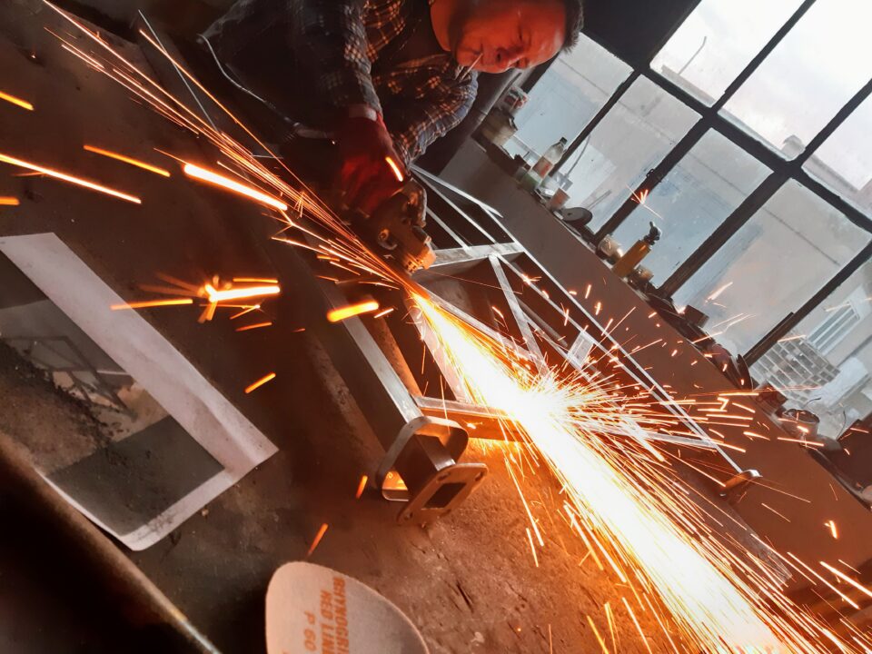 Spartig przy pracy spawalniczej